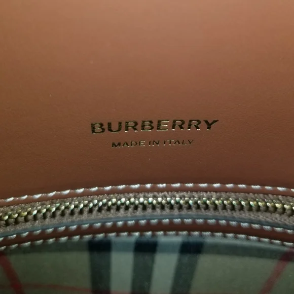 Burberry Title Vintage Check Leather Satchel Black - Picture 8 of 13